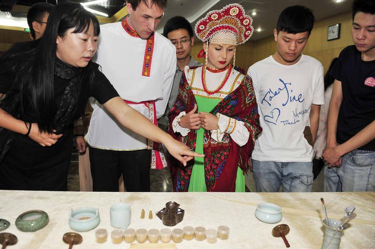 中俄青年友好交流年中俄大学生交流活动北京举行